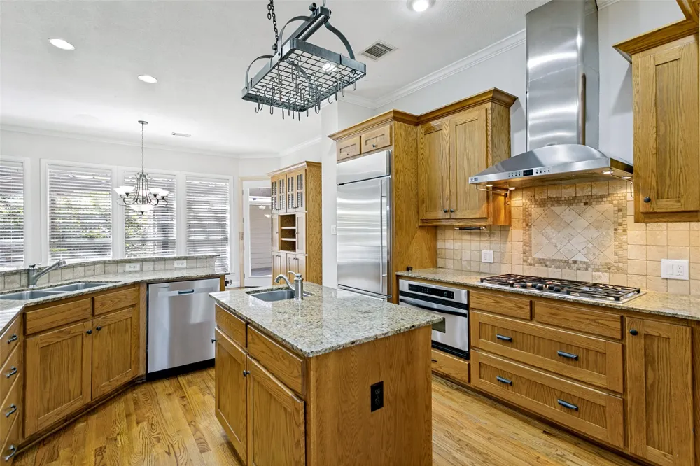 513 Dooley Court Grapevine, TX 76051