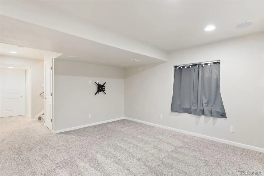 6572 Vedder Drive Colorado Springs, CO 80925