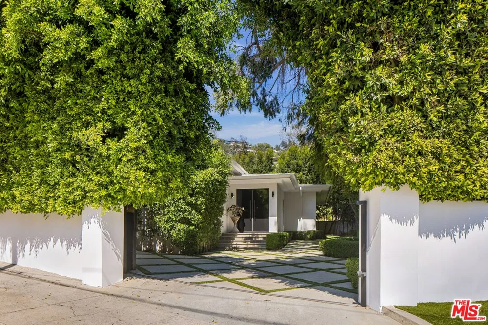 1311 Beverly Drive Los Angeles, CA 90210