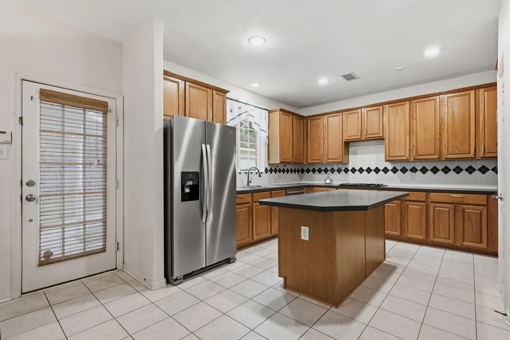 7 Mayborough Court The Woodlands, TX 77382
