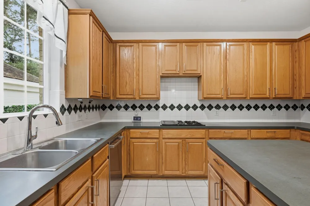 7 Mayborough Court The Woodlands, TX 77382