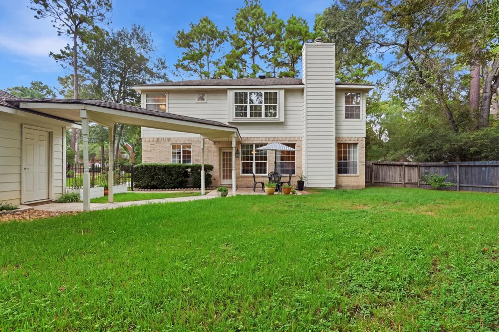 7 Mayborough Court The Woodlands, TX 77382