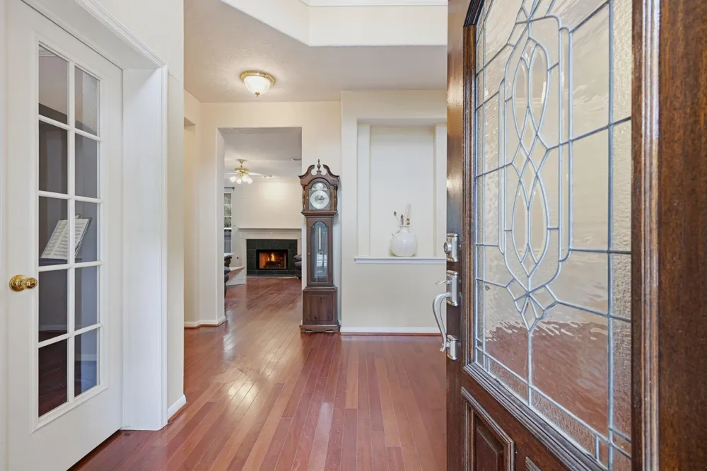 7 Mayborough Court The Woodlands, TX 77382