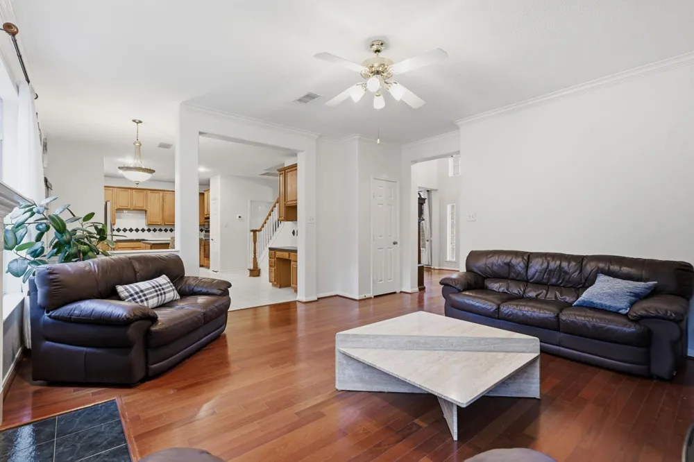7 Mayborough Court The Woodlands, TX 77382