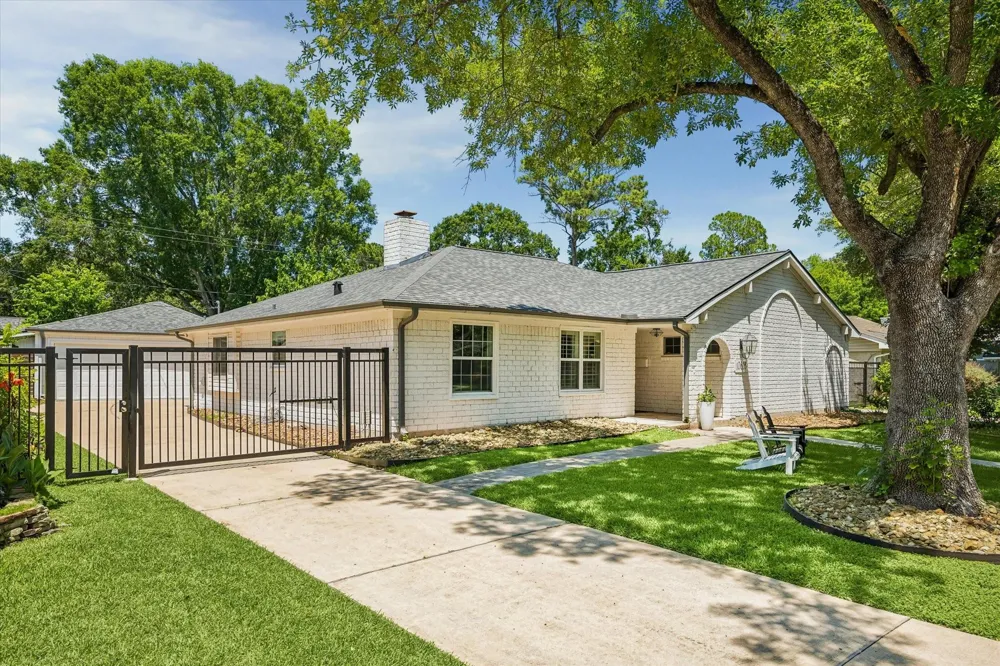 10618 Bordley Drive Houston, TX 77042