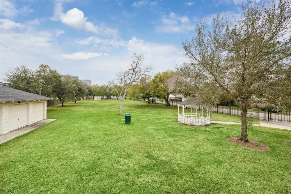 10618 Bordley Drive Houston, TX 77042