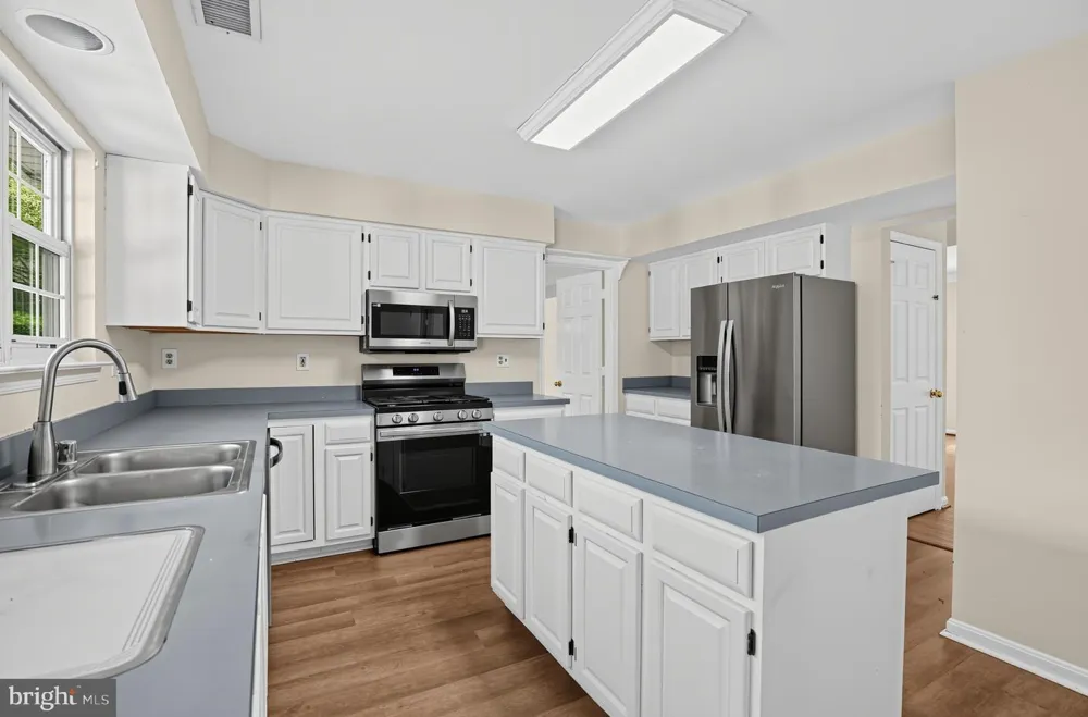 11702 COB COURT Waldorf, MD 20601