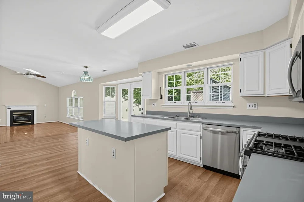 11702 COB COURT Waldorf, MD 20601