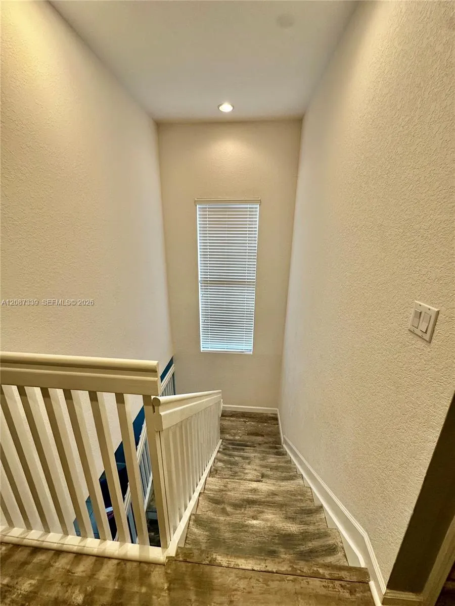 22961 SW 115th Ave Miami, FL 33170