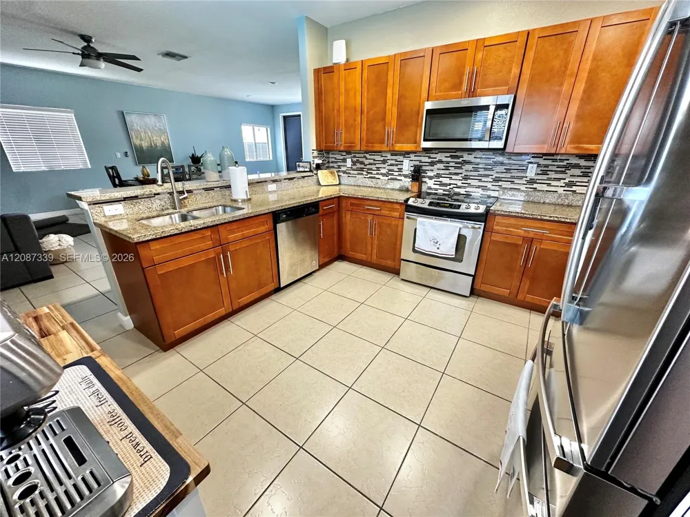 22961 SW 115th Ave Miami, FL 33170