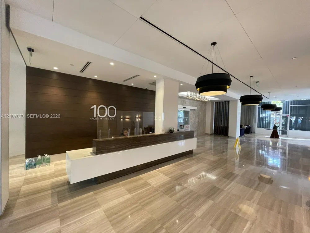 100 Bayview Dr #1123 Sunny Isles Beach, FL 33160