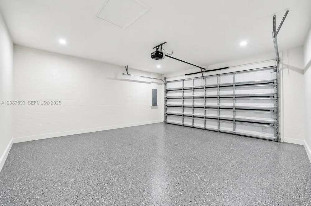 3706 Wiggins Leaf Tampa, FL 33619