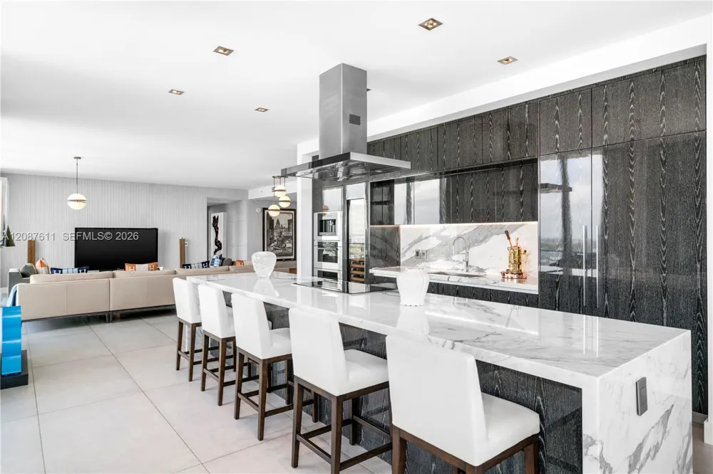 330 Sunny Isles Blvd #5-TS01 Sunny Isles Beach, FL 33160