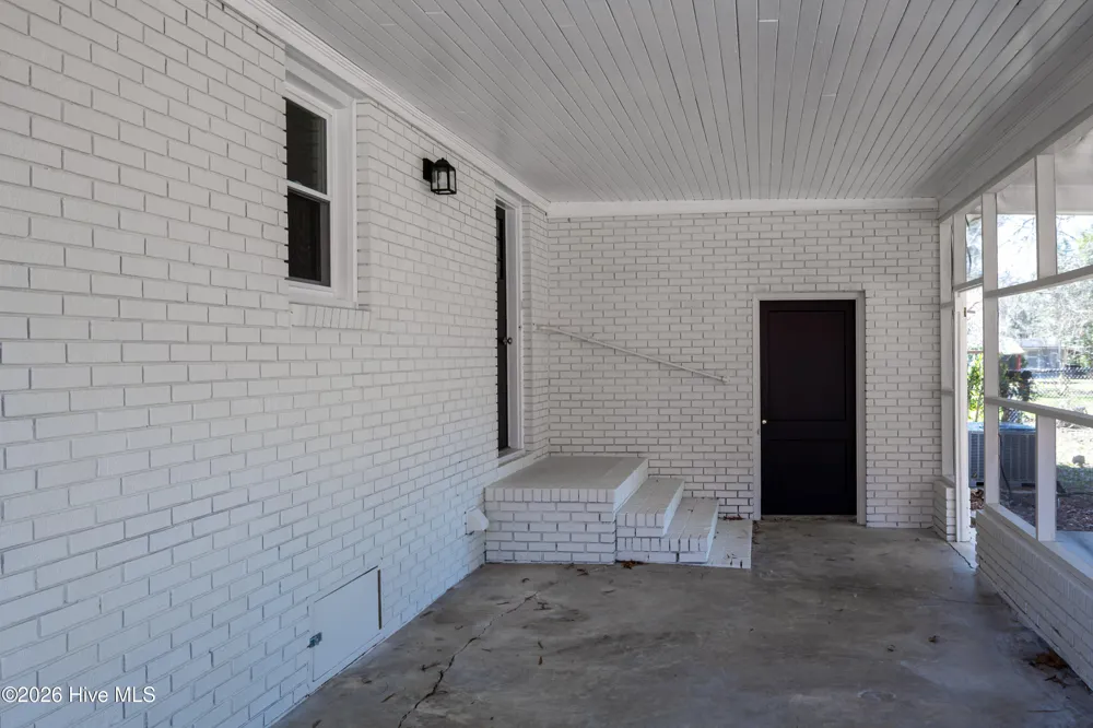 411 Lafayette Street Clinton, NC 28328