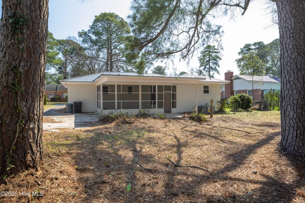 411 Lafayette Street Clinton, NC 28328