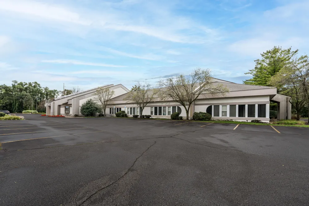 834 King Highway #104 Kalamazoo, MI 49001