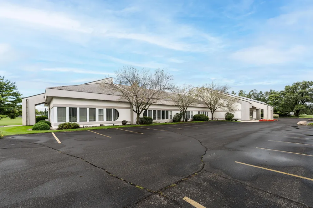 834 King Highway #104 Kalamazoo, MI 49001