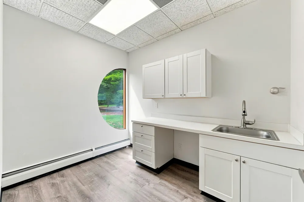 834 King Highway #104 Kalamazoo, MI 49001