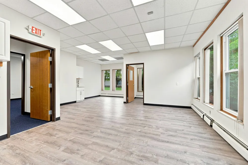 834 King Highway #104 Kalamazoo, MI 49001