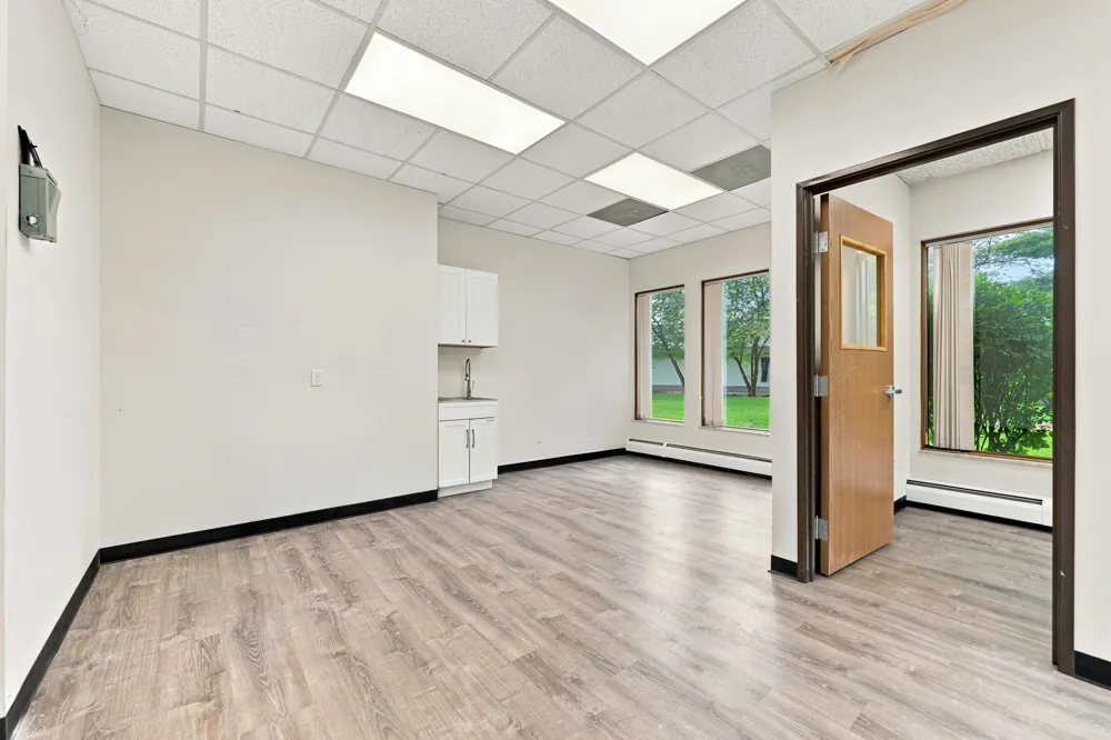 834 King Highway #104 Kalamazoo, MI 49001