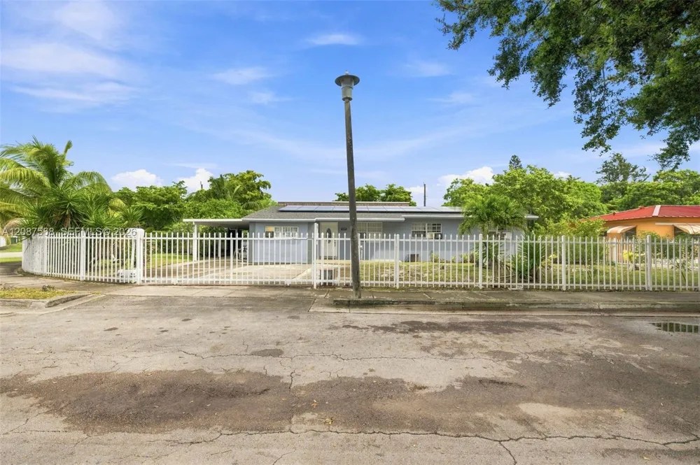 1299 NW 120th St North Miami, FL 33167