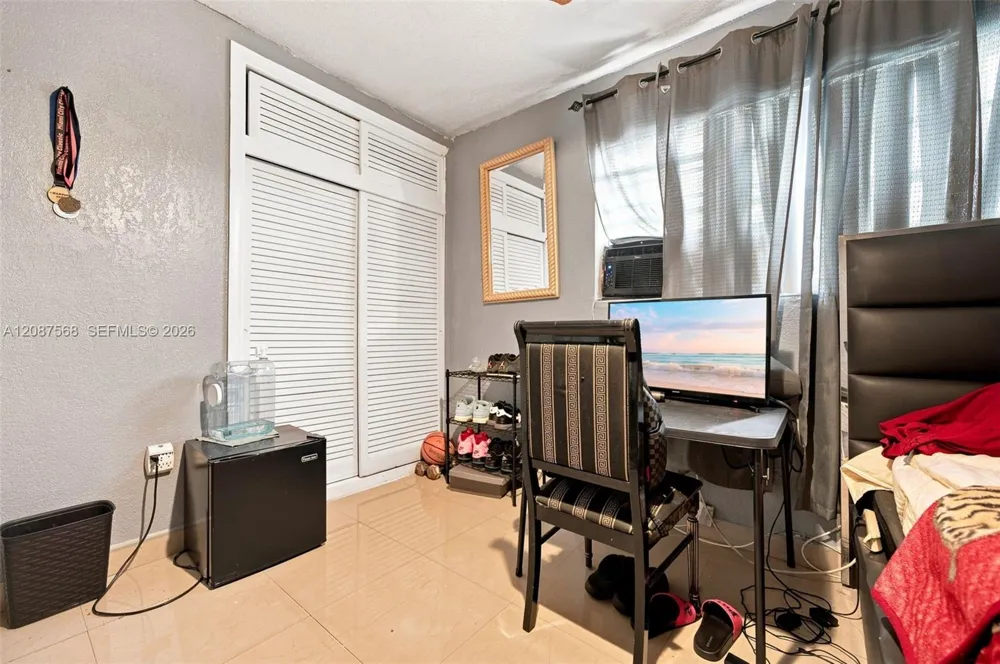 1299 NW 120th St North Miami, FL 33167