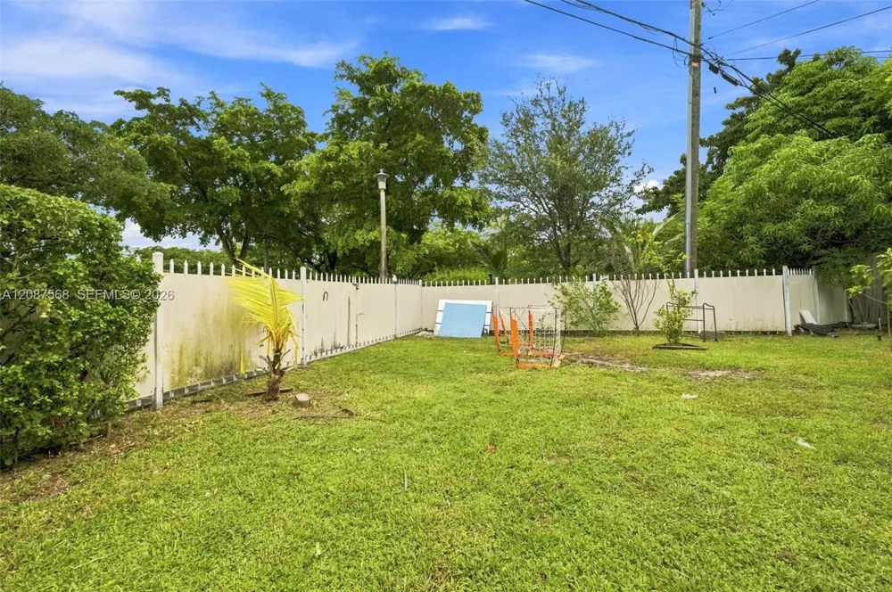1299 NW 120th St North Miami, FL 33167
