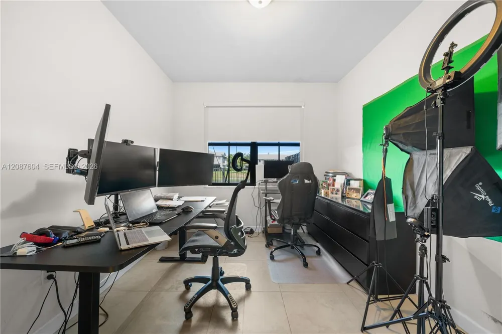6005 NW 104th Path #6005 Doral, FL 33178