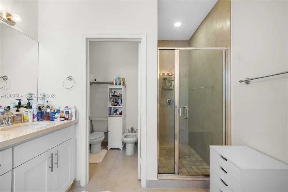 6005 NW 104th Path #6005 Doral, FL 33178