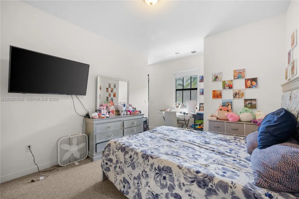 6005 NW 104th Path #6005 Doral, FL 33178
