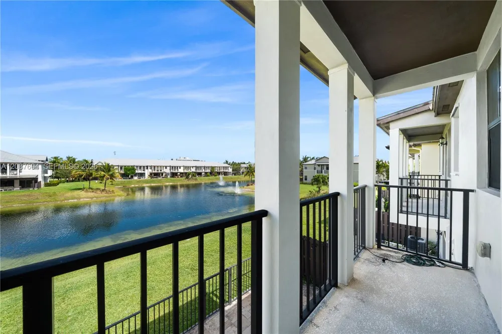 6005 NW 104th Path #6005 Doral, FL 33178