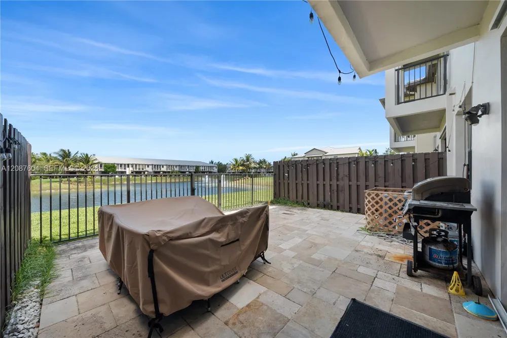 6005 NW 104th Path #6005 Doral, FL 33178
