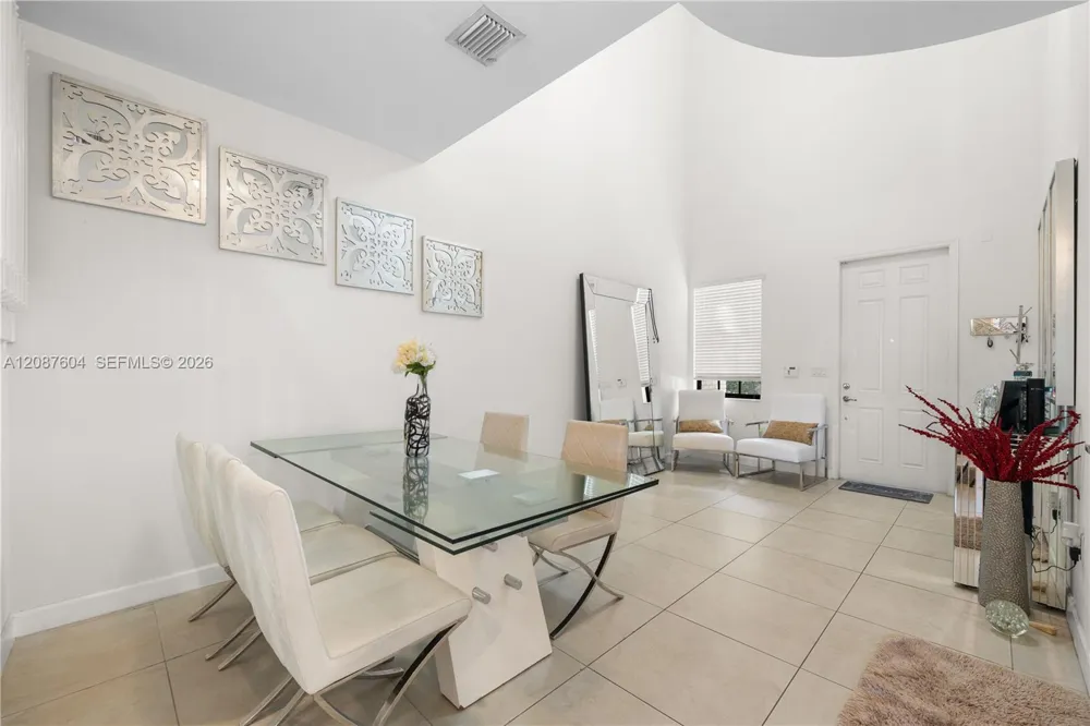 6005 NW 104th Path #6005 Doral, FL 33178
