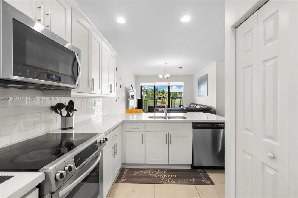 6005 NW 104th Path #6005 Doral, FL 33178