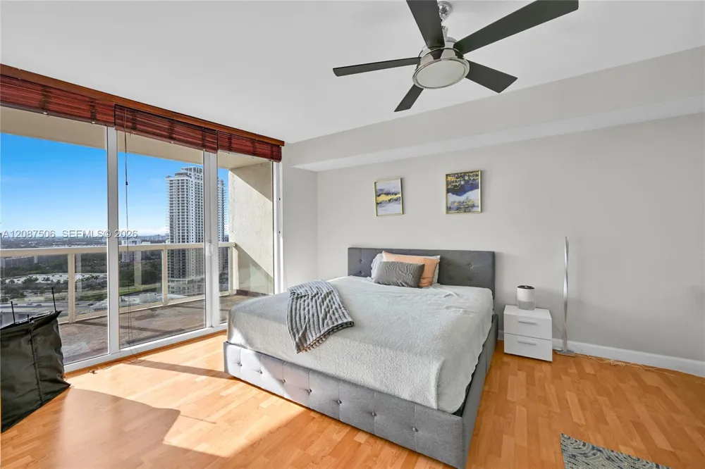 1850 S Ocean Dr #2709 Hallandale Beach, FL 33009