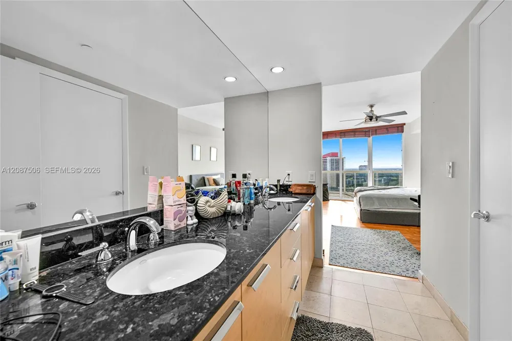 1850 S Ocean Dr #2709 Hallandale Beach, FL 33009