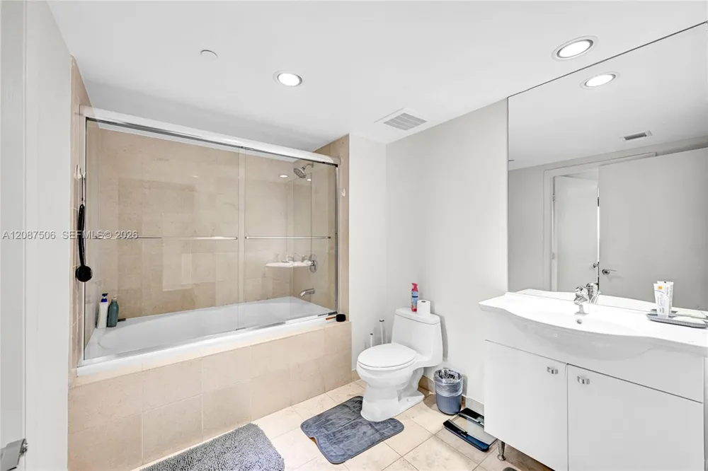 1850 S Ocean Dr #2709 Hallandale Beach, FL 33009