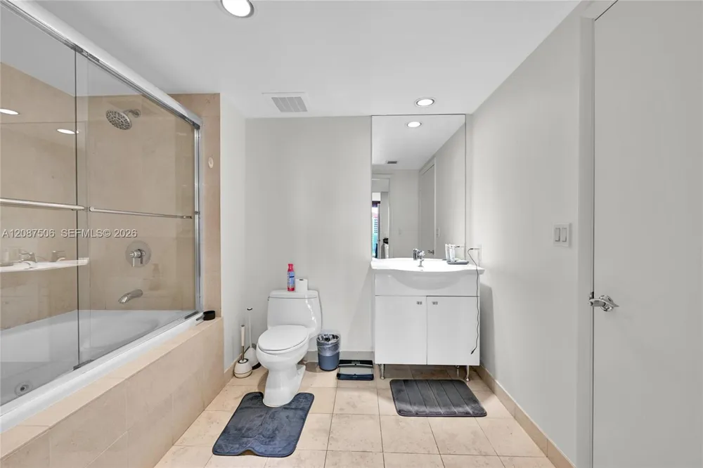 1850 S Ocean Dr #2709 Hallandale Beach, FL 33009