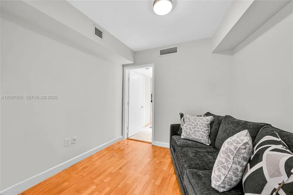 1850 S Ocean Dr #2709 Hallandale Beach, FL 33009