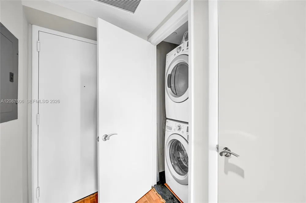 1850 S Ocean Dr #2709 Hallandale Beach, FL 33009