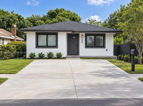 348 NW 8th St