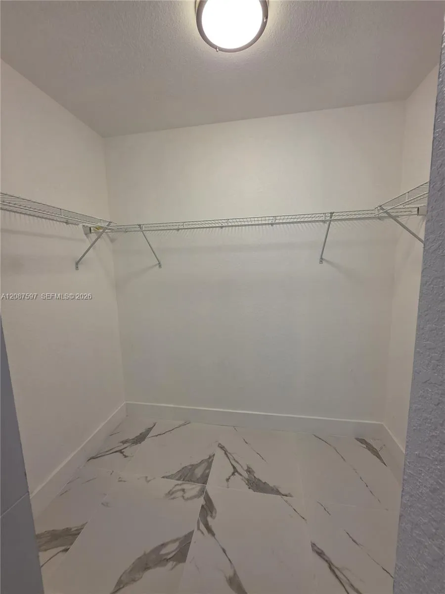348 NW 8th St Pompano Beach, FL 33060