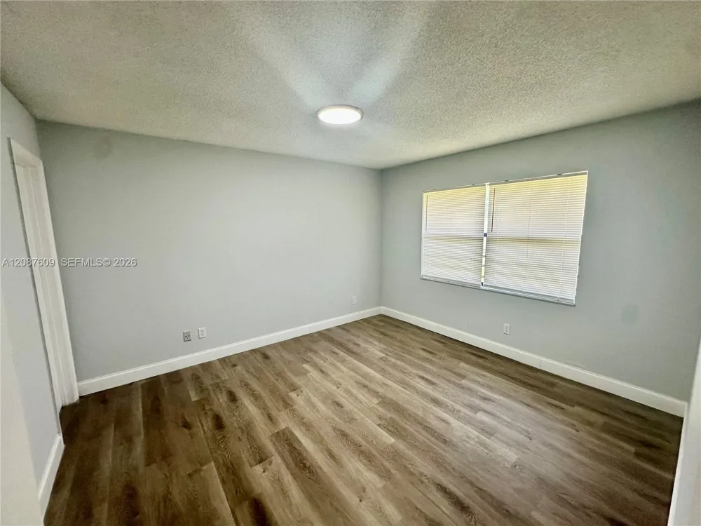 10722 Royal Palm Blvd #8-2 Coral Springs, FL 33065