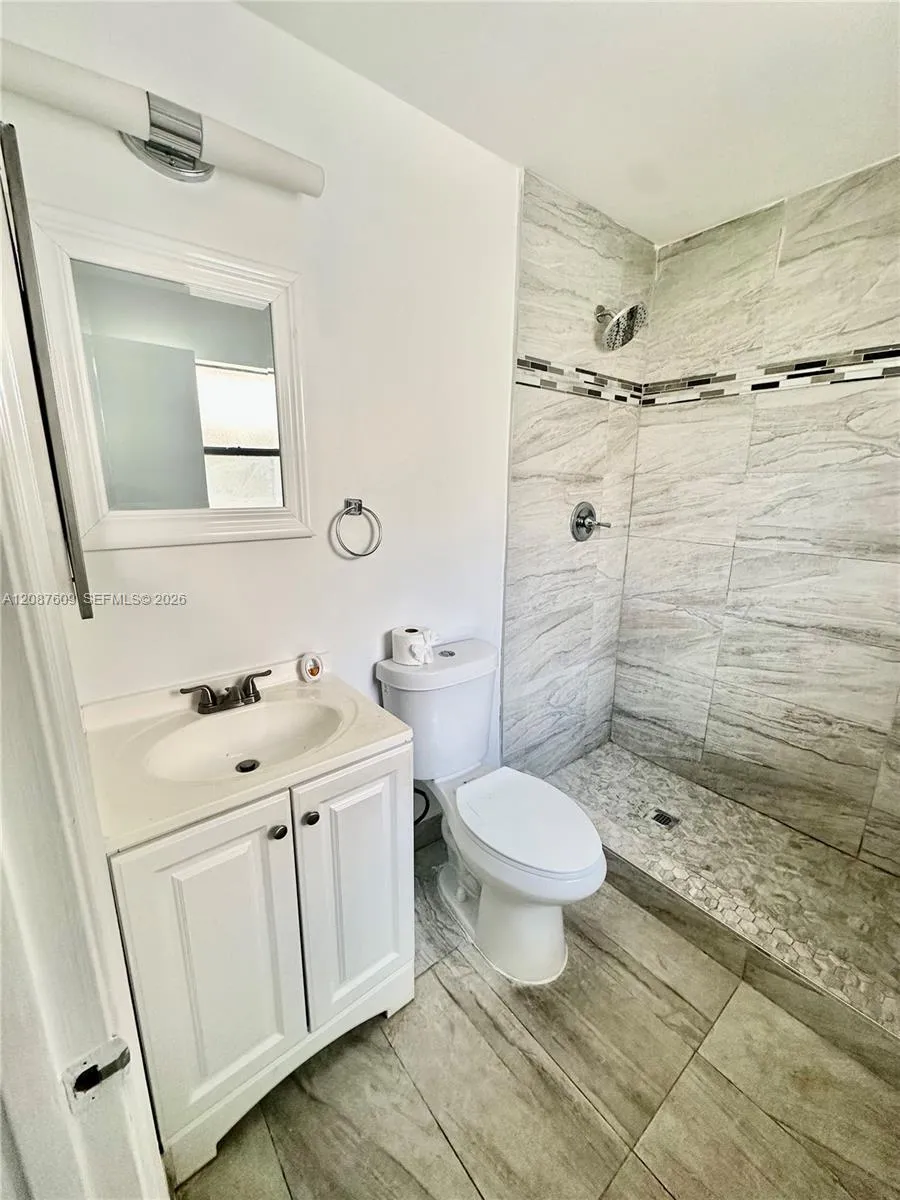 10722 Royal Palm Blvd #8-2 Coral Springs, FL 33065