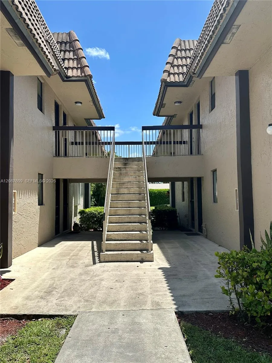 10722 Royal Palm Blvd #8-2 Coral Springs, FL 33065