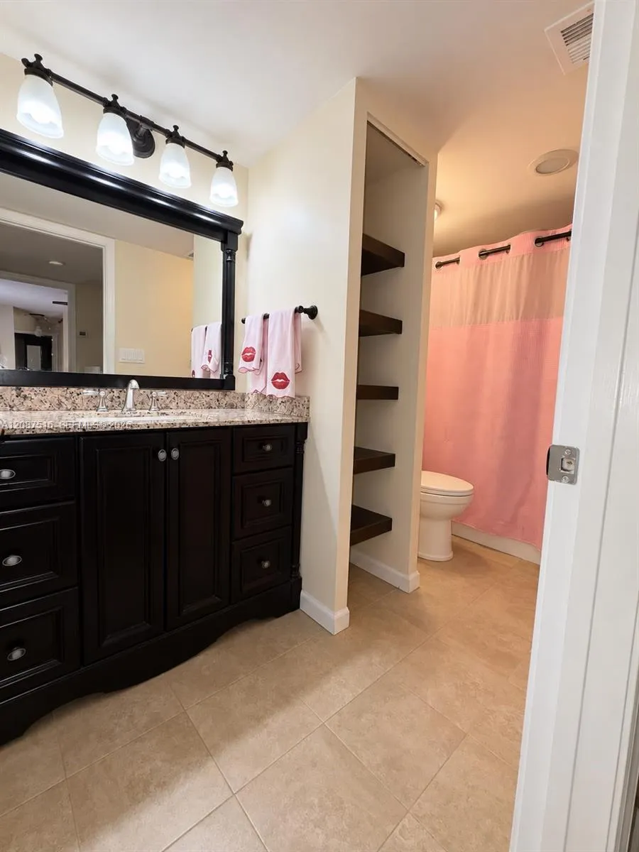 11006 Harmony Lake Cir Davie, FL 33324