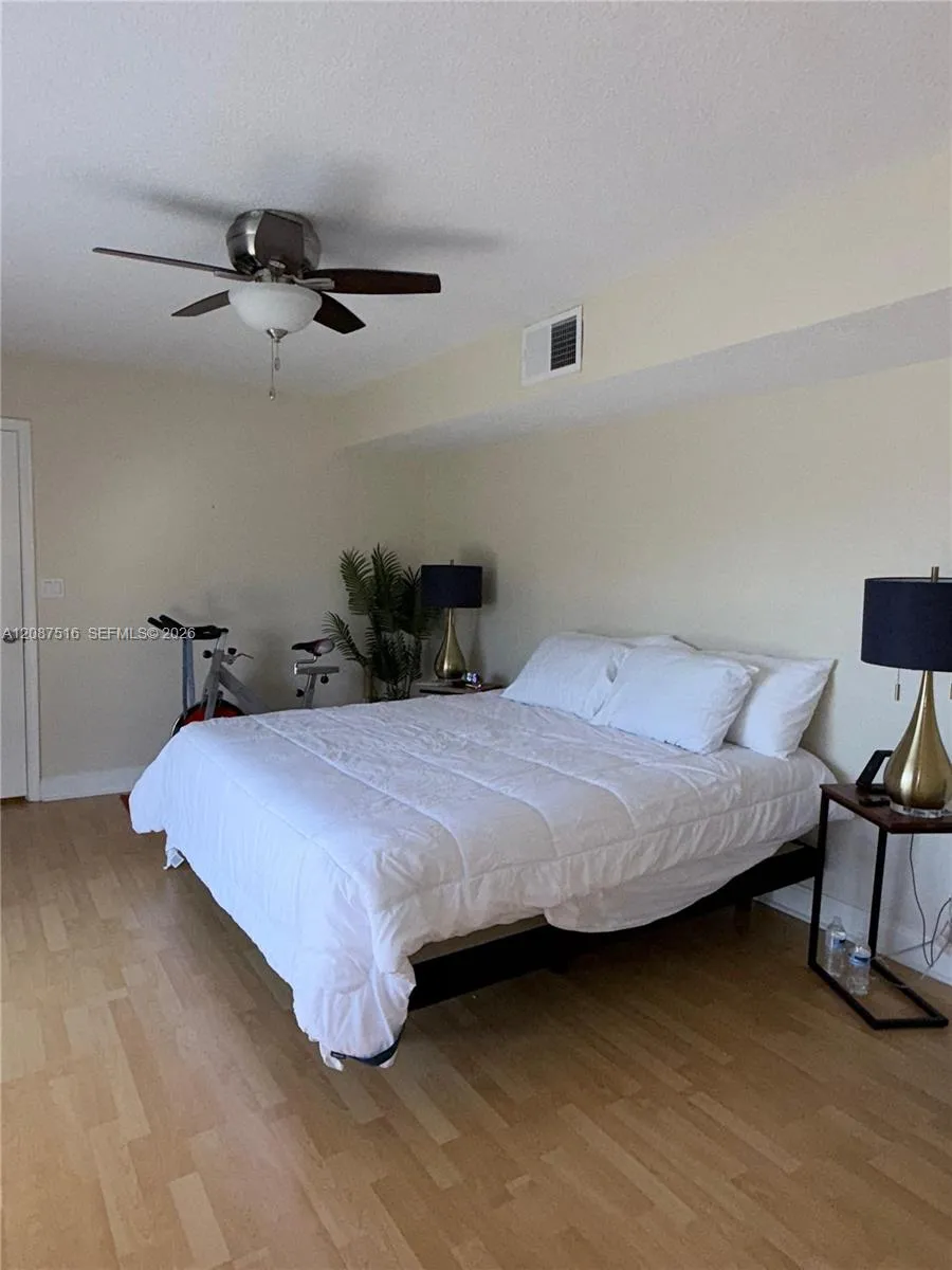 11006 Harmony Lake Cir Davie, FL 33324