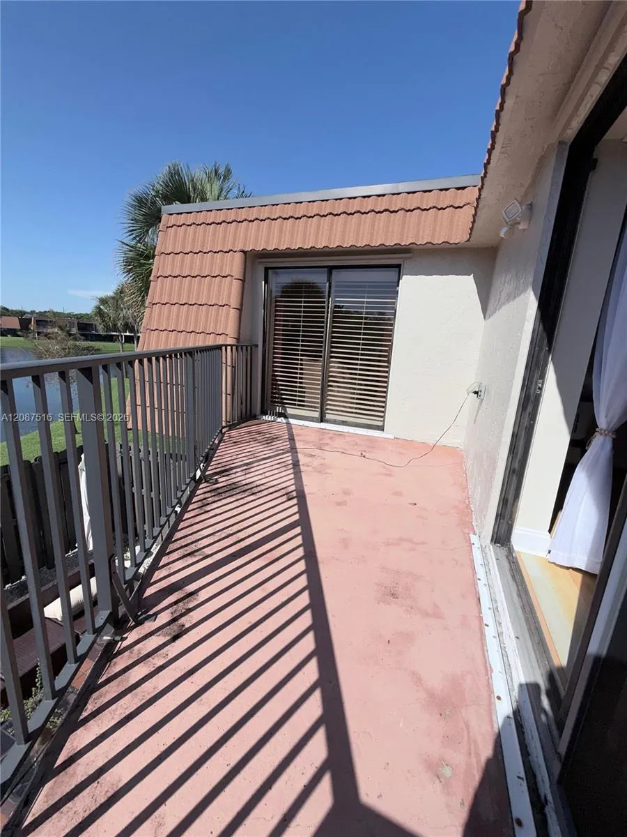 11006 Harmony Lake Cir Davie, FL 33324