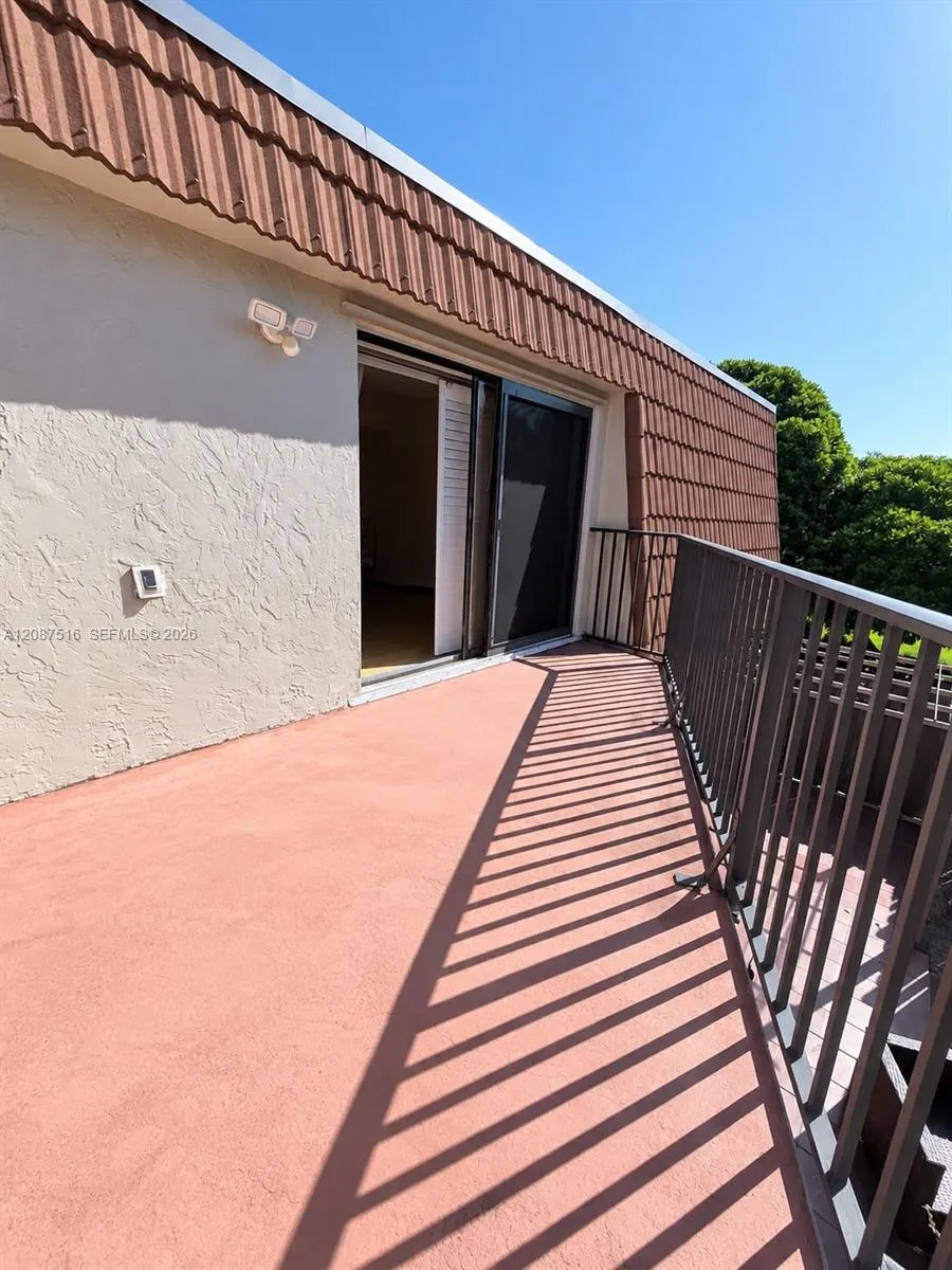 11006 Harmony Lake Cir Davie, FL 33324