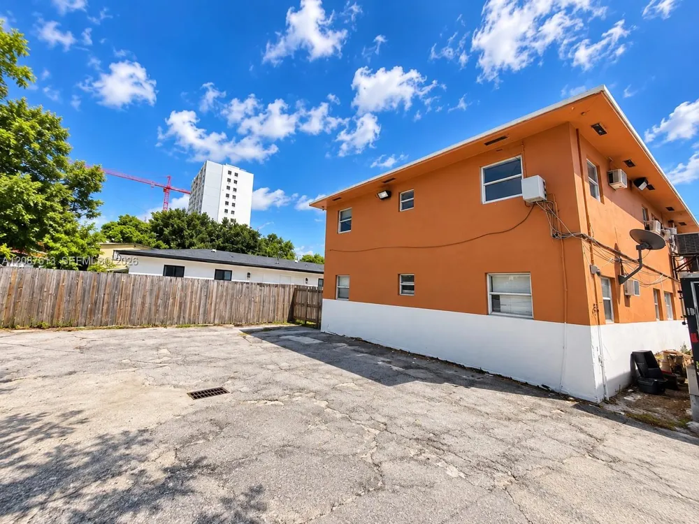 1867 NW 35th St #1,2,3,4,5,6 Miami, FL 33142